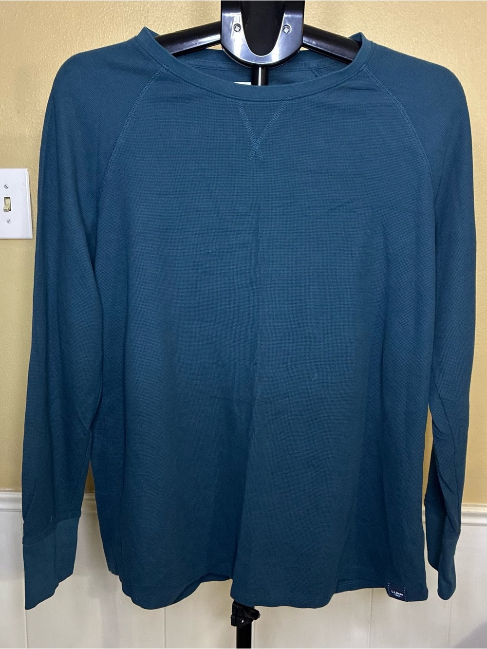 L.L. Bean Men's Teal-Blue Crewneck Sweater